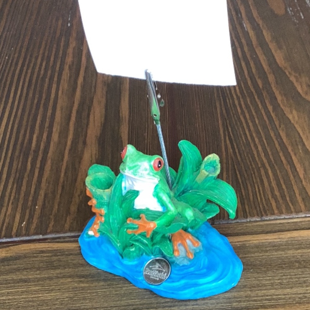 FINAL SALE PRICE Sea World Frog Note/Picture Holder